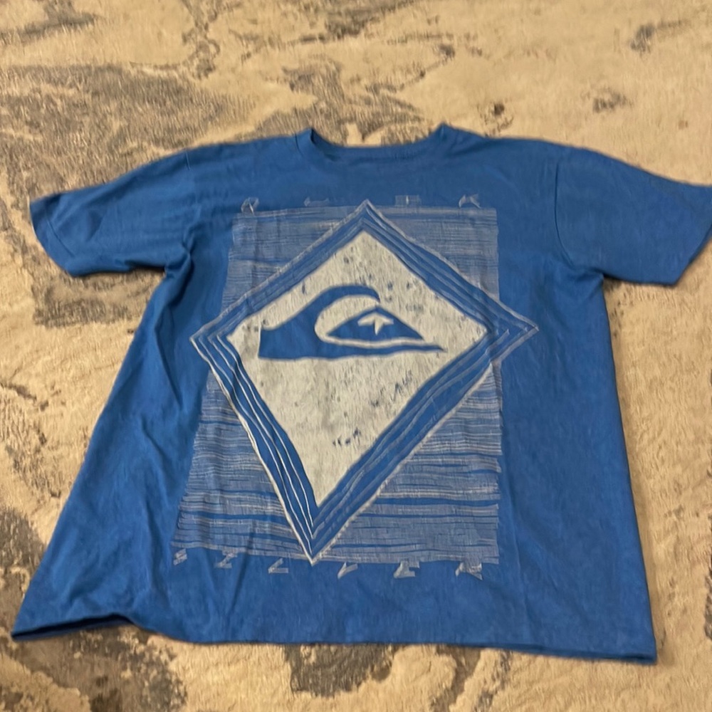 Men’s quicksilver shirt size small